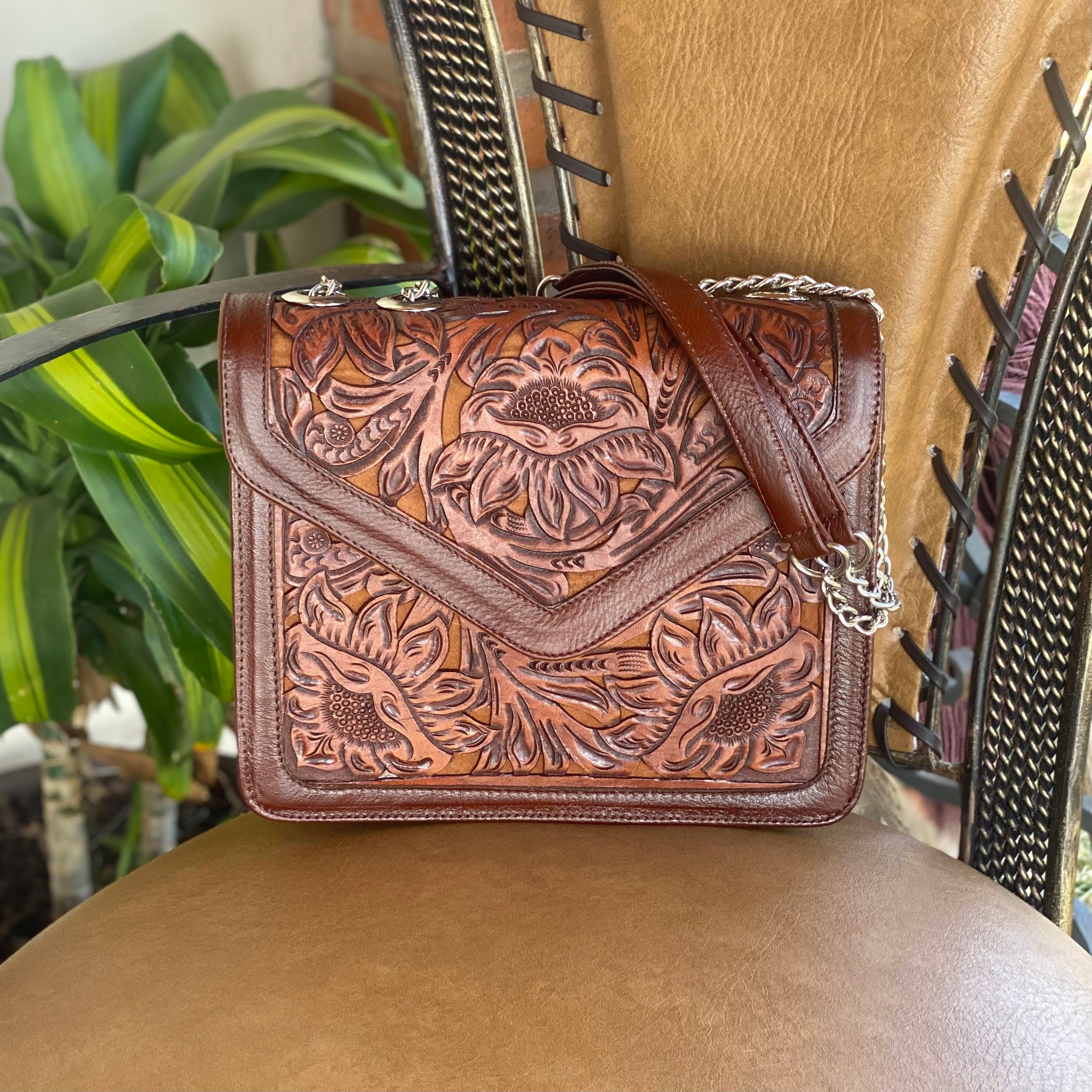 Vintage Hand Tooled Brown Leather Handbag Shoulder Bag - Gem